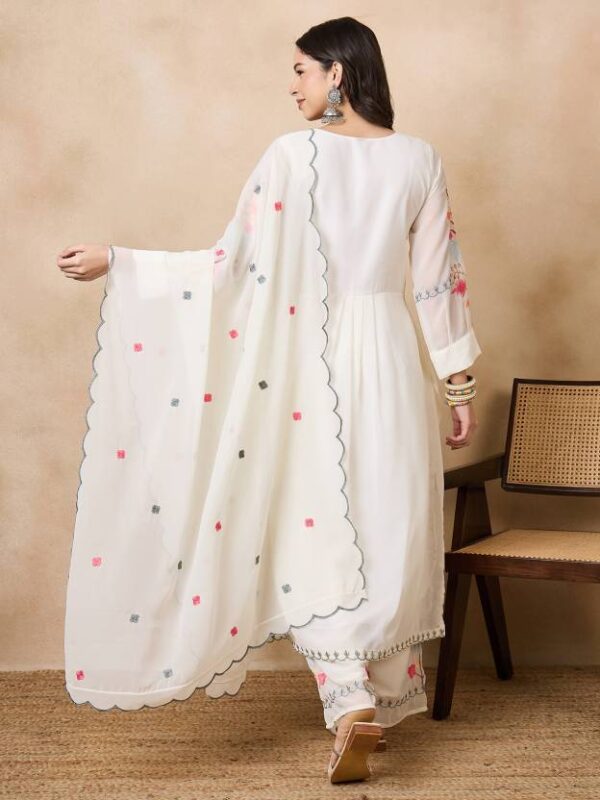 Women Georgette Kurta Palazzo Dupatta Set White - Image 4