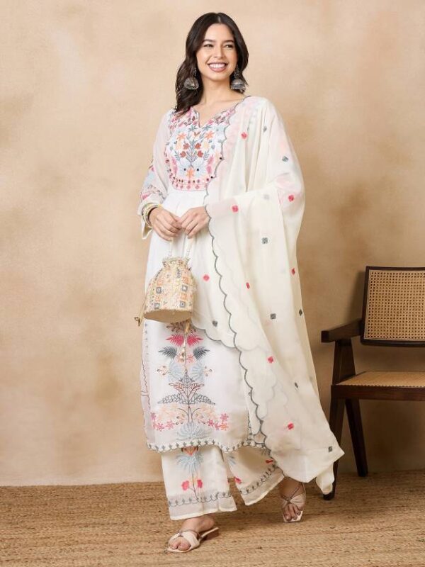 Women Georgette Kurta Palazzo Dupatta Set White - Image 2