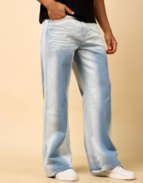 Baggy Jeans Casual Look - Image 3